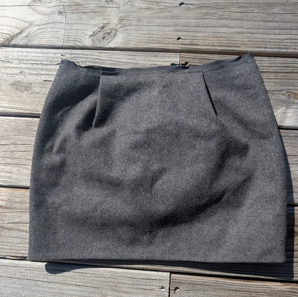 J. Crew Skirt Size 4 Charcoal Gray Felted Wool Blend Pleated Ribbon Waist Mini - Picture 6 of 7